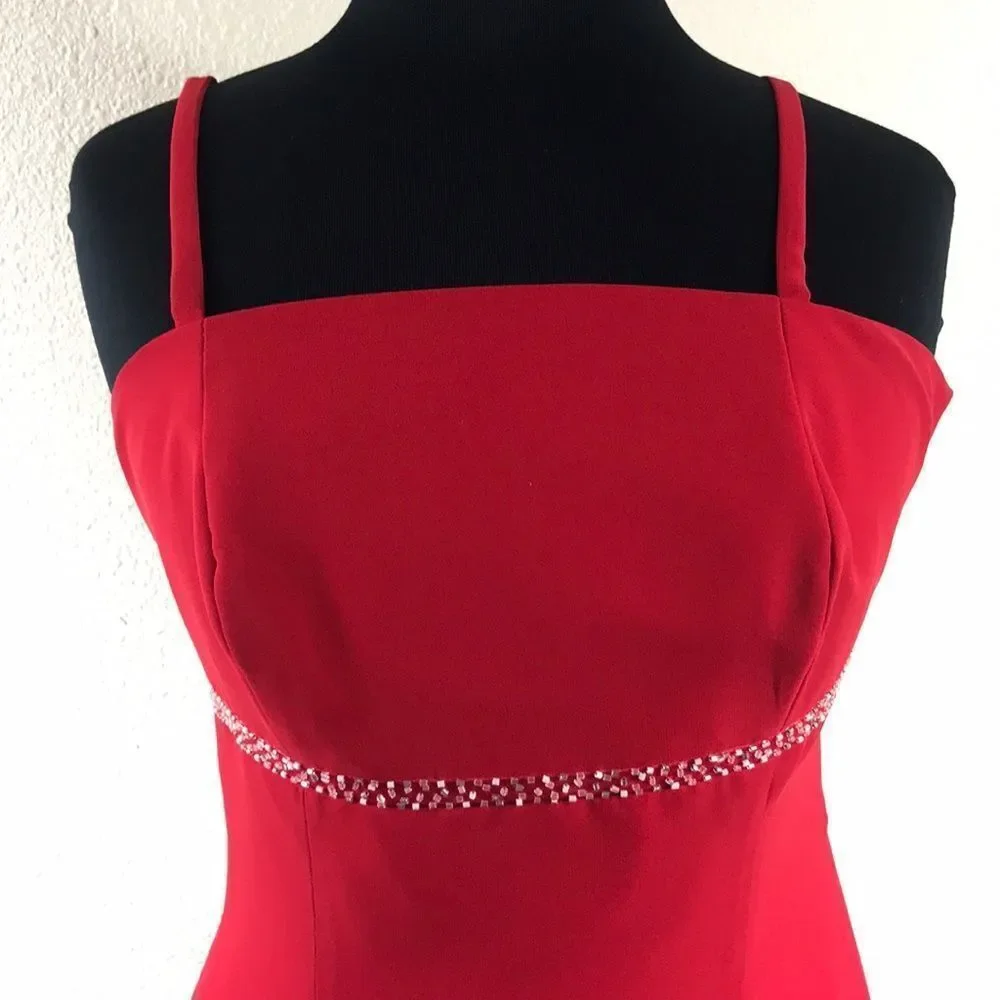 B2 RED WOMEN DRESS SIZE 4 - Picture 4 of 10